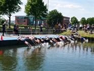 Bekijk deze foto groter. Foto: 'Stadstriathlon'.